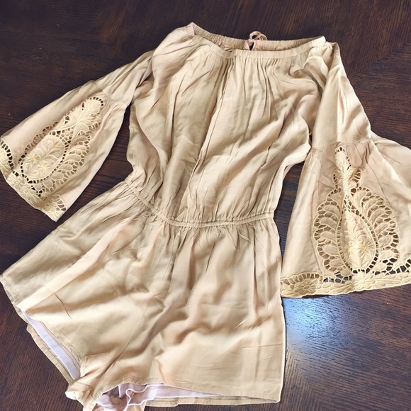 She and Sky Other - 🥳Women’s romper!!